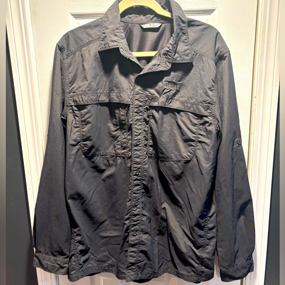 Men’s North Face long sleeve‎ shirt Size L